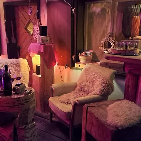 Ib Saentis Chnorz Entire House