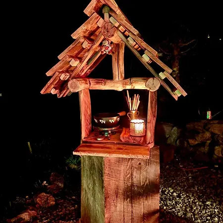 Ib Saentis Chnorz Entire House *